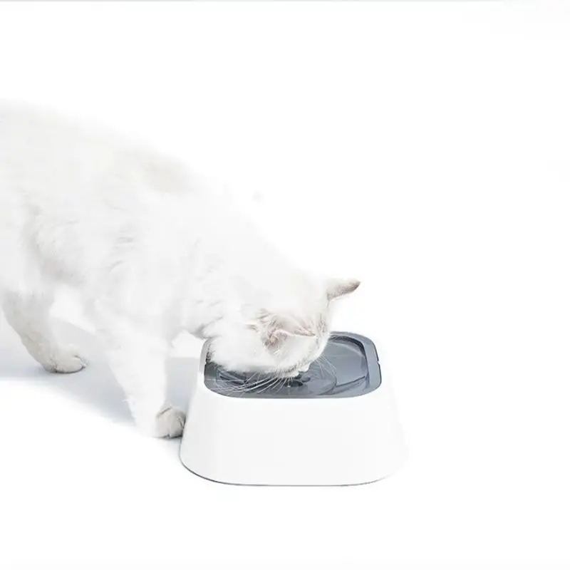 Pet Water Bowl with Volume Control and Gate5.webp